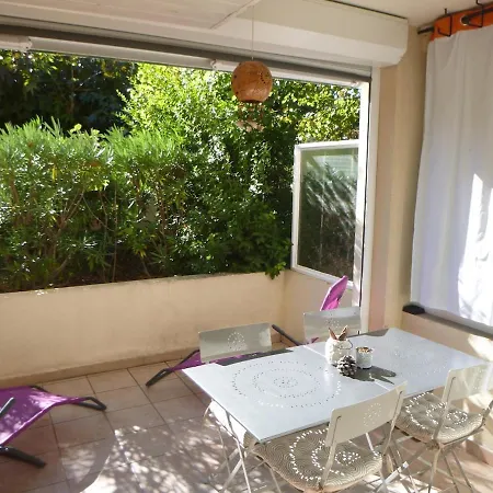 Avec Coin Nuit Proche Apartment *
